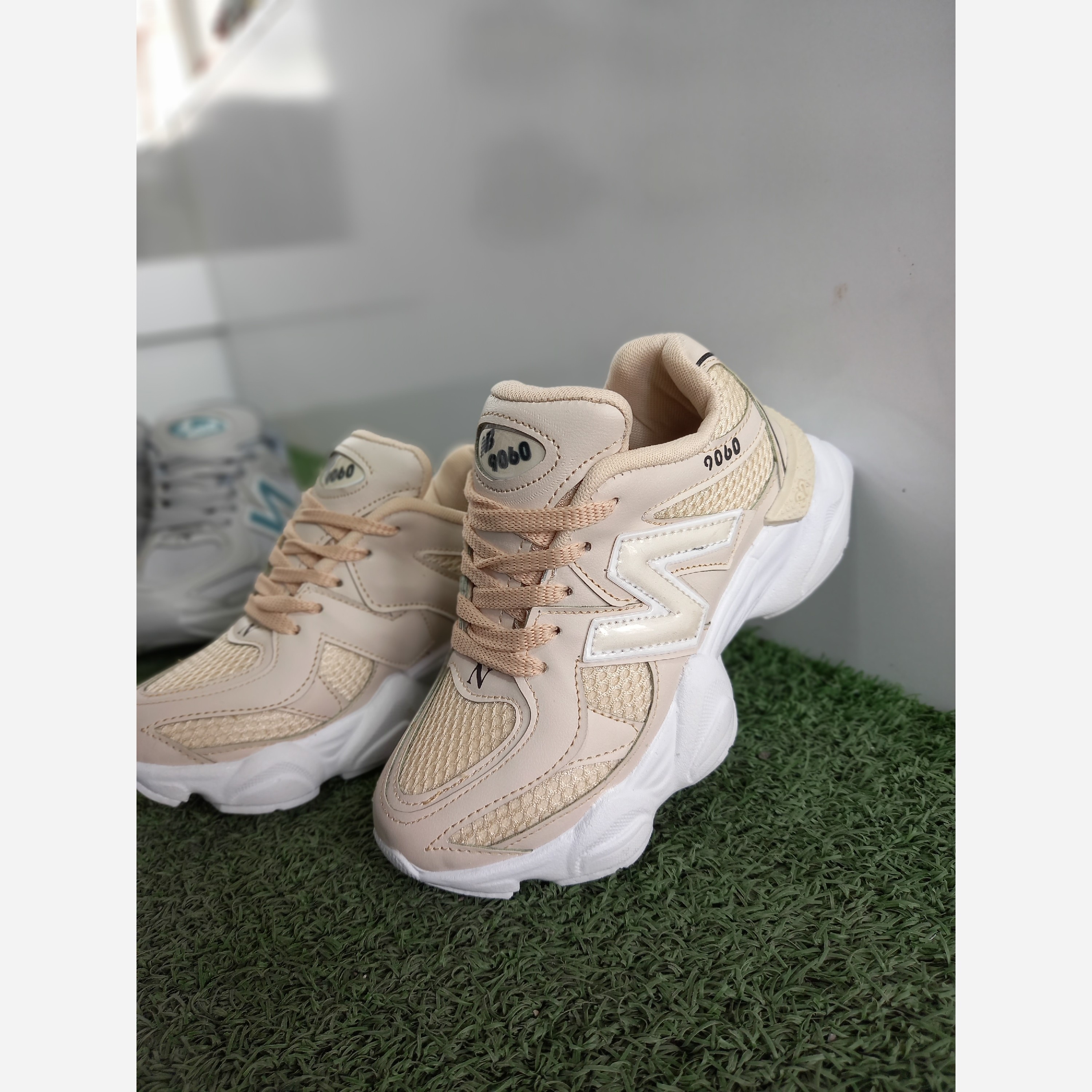 کفش بچگانه نیوبالانس 9060